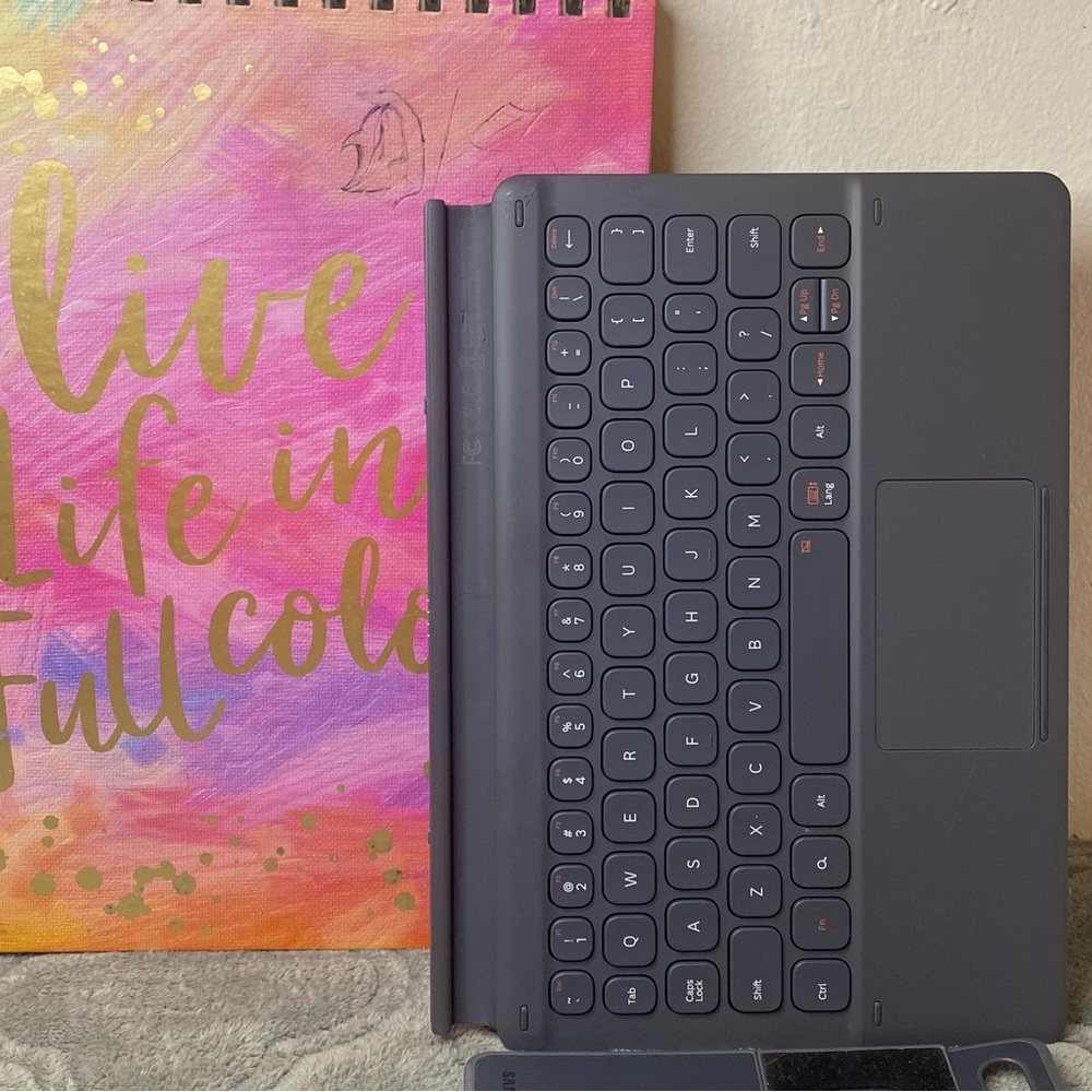 SAMSUNG Tab S6 10.5" (T860) Bookcover Keyboard Gray-EF-DT860UJEGUJ